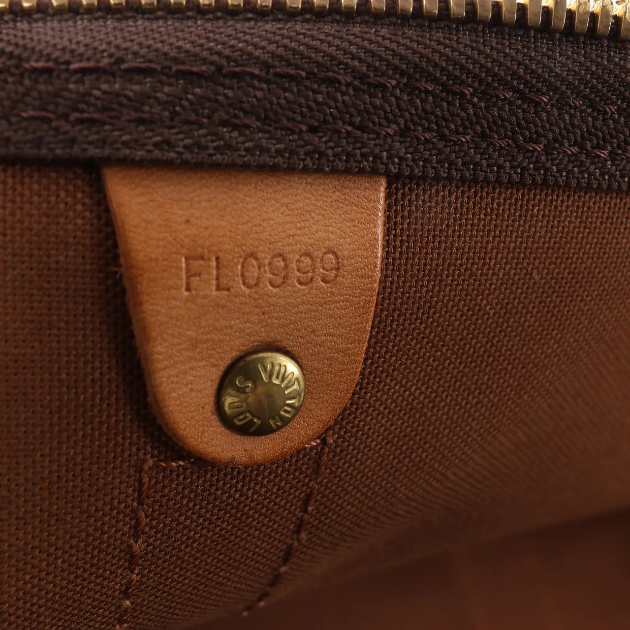 Louis Vuitton Louis Vuitton Keepall 55 Monogram Canvas Travel Bag in Brown M41424 Bruin