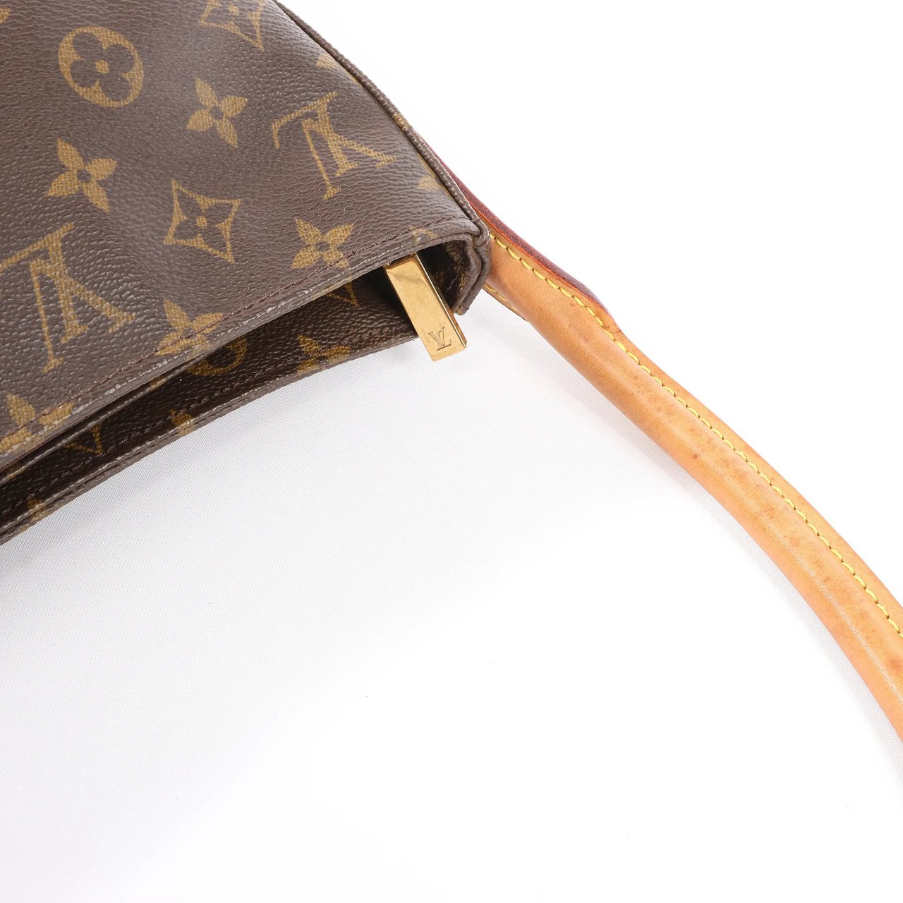 Louis Vuitton Louis Vuitton Looping GM Monogram Canvas Shoulder Bag in Brown M51145 Bruin