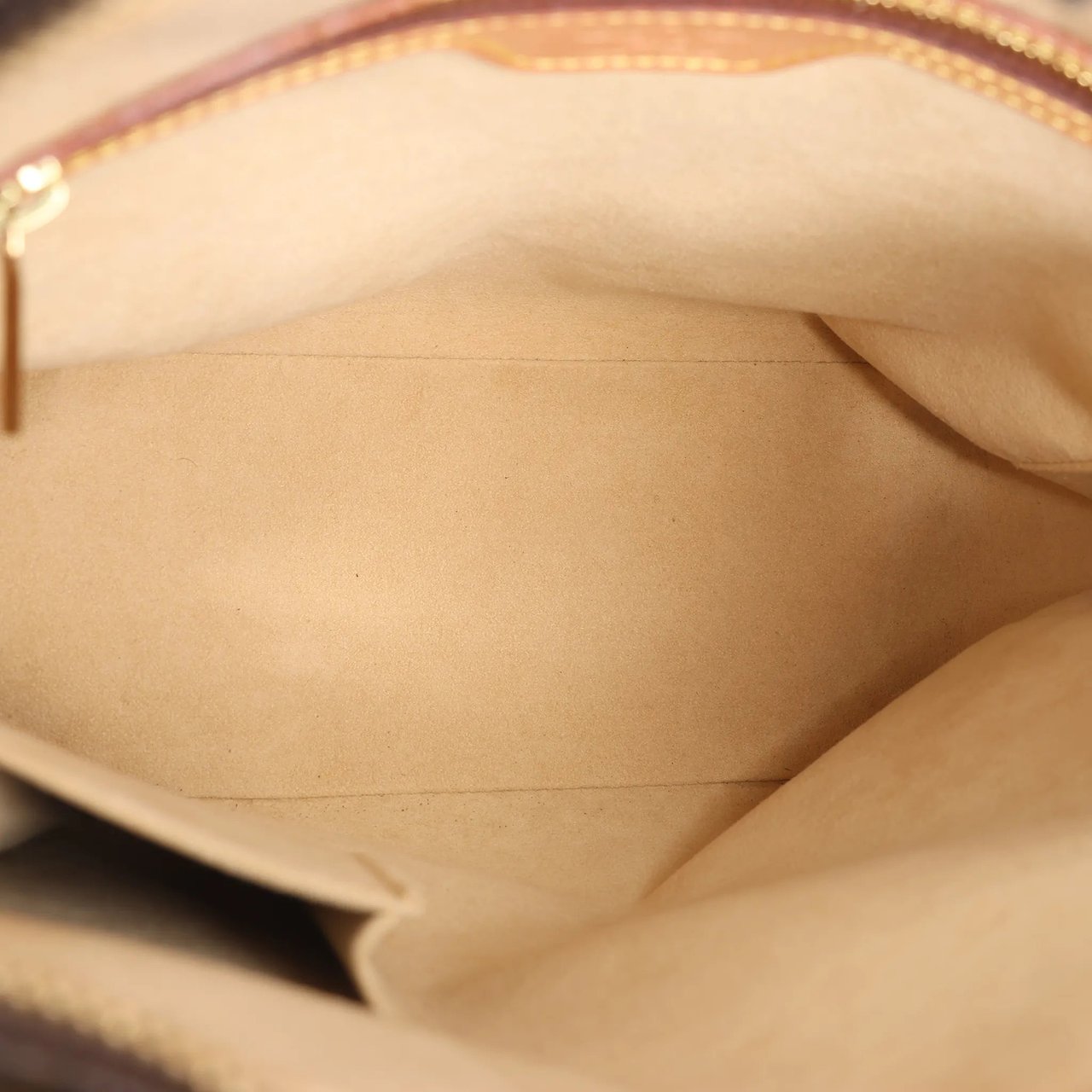 Louis Vuitton Louis Vuitton Looping GM Monogram Canvas Shoulder Bag in Brown M51145 Bruin