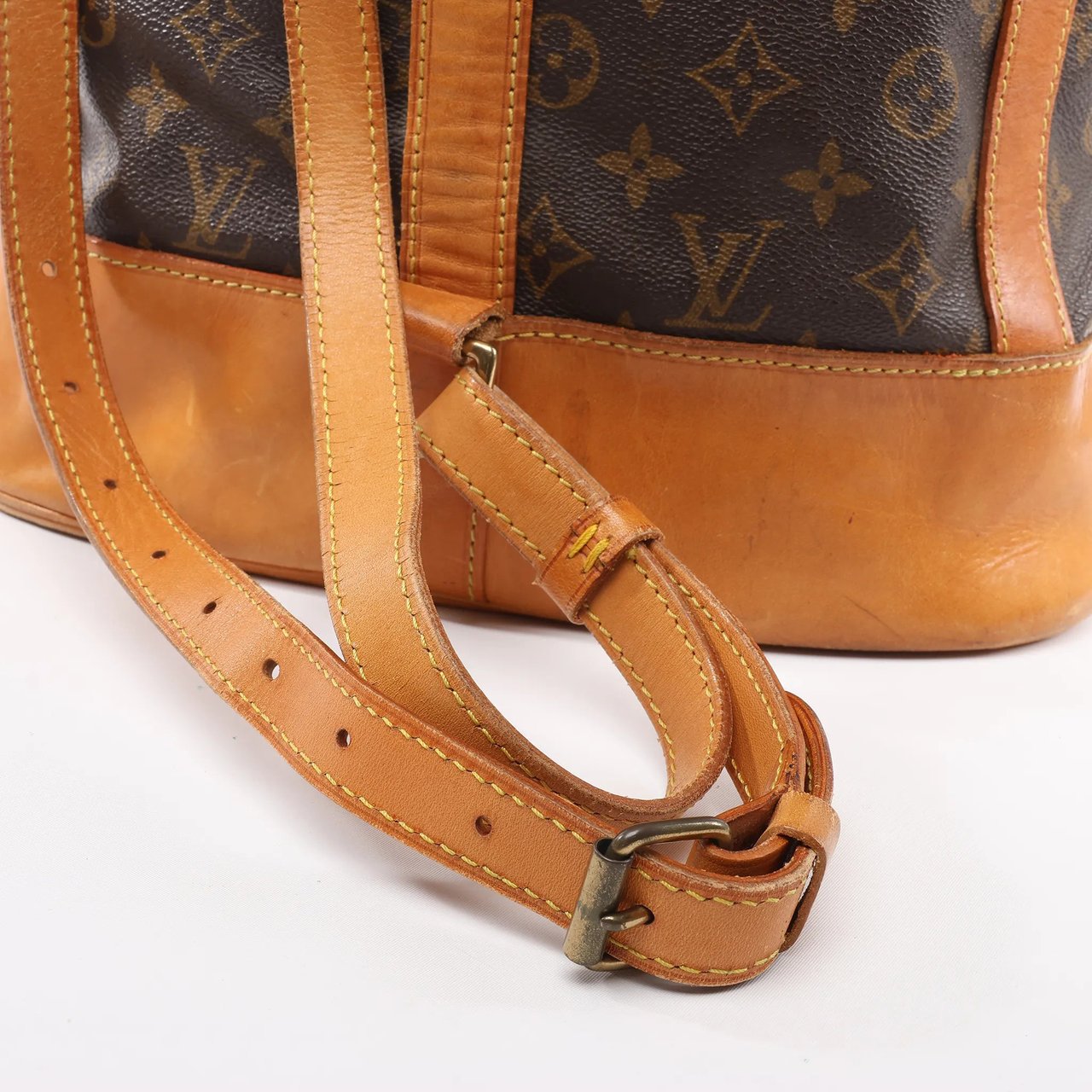 Louis Vuitton Louis Vuitton Randonnée GM Monogram Canvas Shoulder Bag in Brown M42244 Bruin