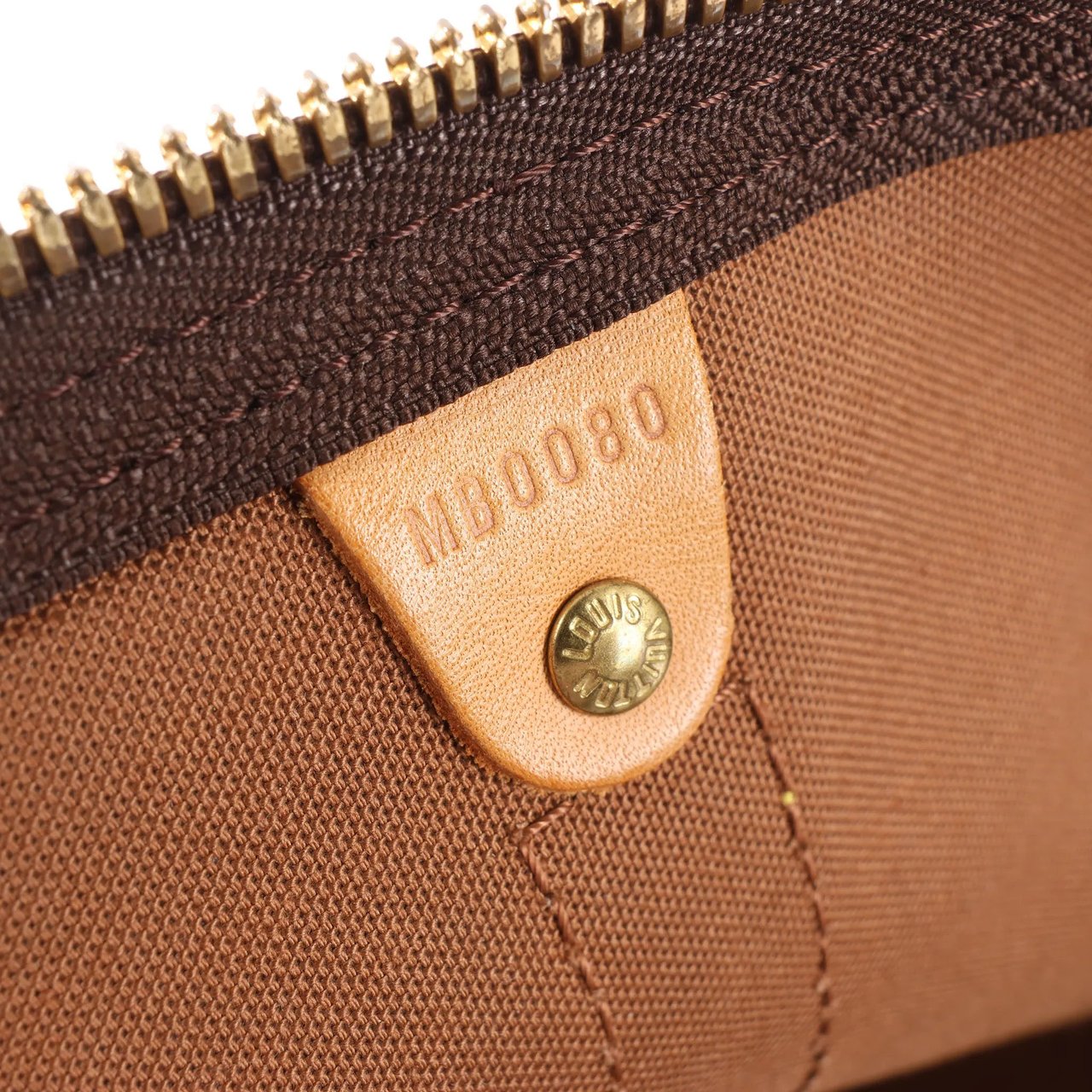 Louis Vuitton Louis Vuitton Keepall Bandoulière 55 Monogram Canvas Travel Bag in Brown M41414 Bruin