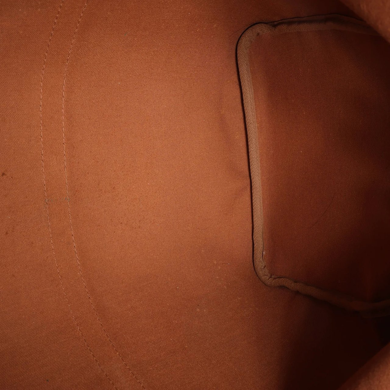 Louis Vuitton Louis Vuitton Keepall 50 Monogram Canvas Travel Bag in Brown M41426 Bruin