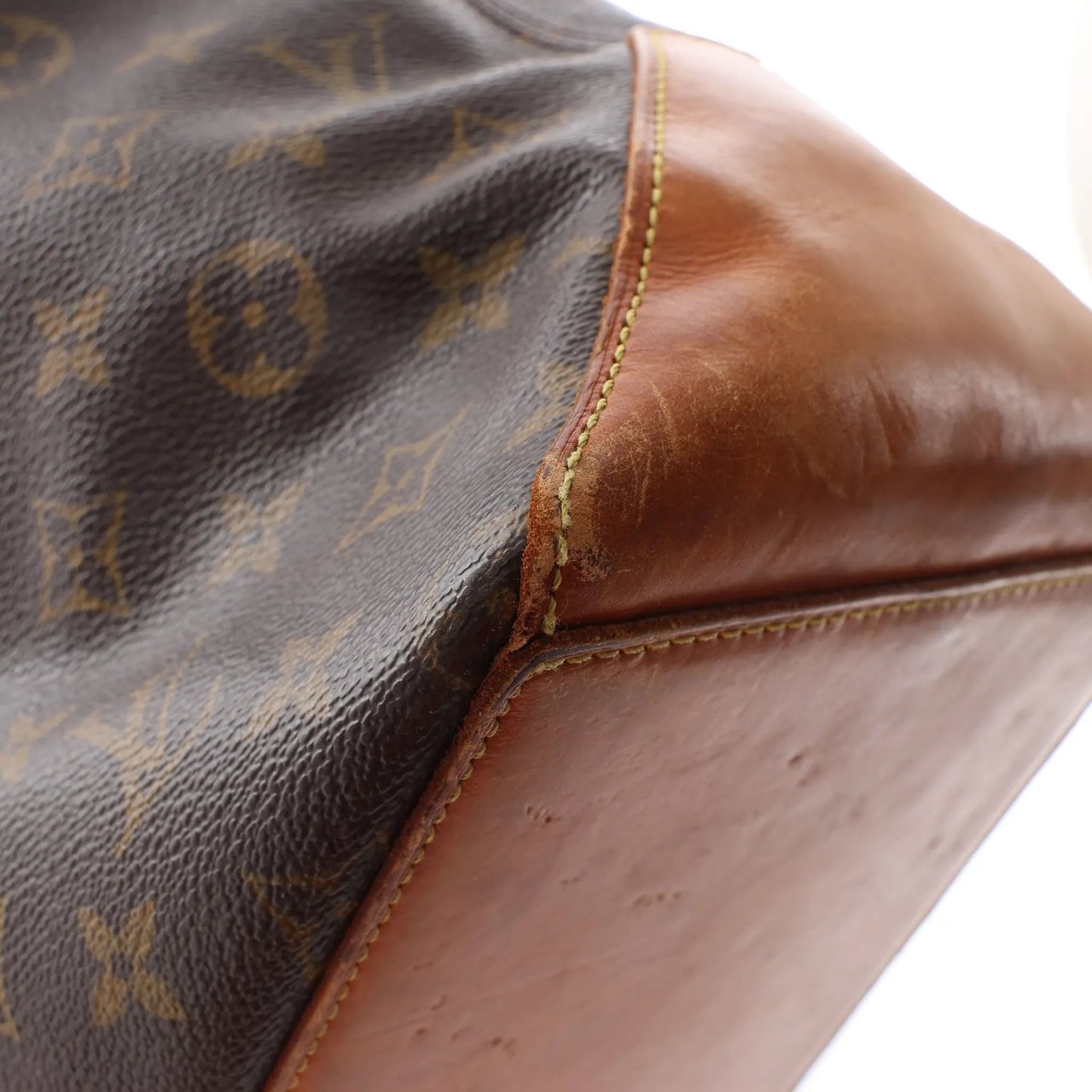Louis Vuitton Louis Vuitton Cabas Mezzo Monogram Shoulder Bag in Brown M51151 Bruin