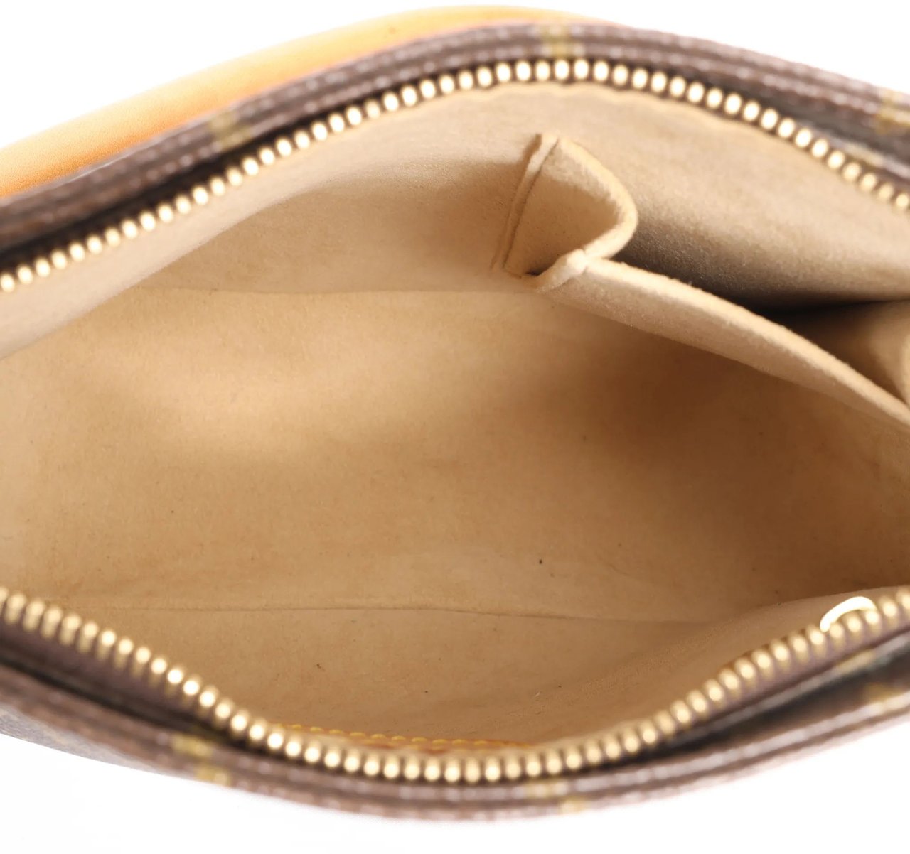 Louis Vuitton Louis Vuitton Looping MM Monogram Canvas Shoulder Bag in Brown M51146 Bruin