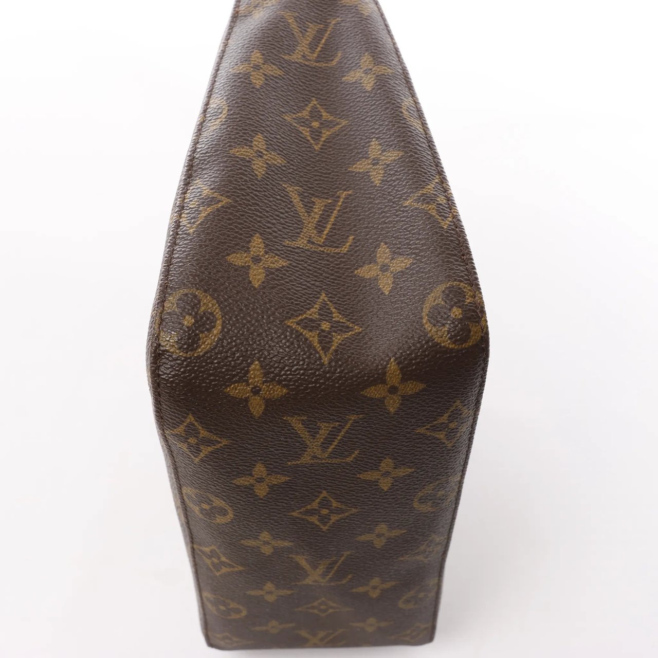 Louis Vuitton Louis Vuitton Looping MM Monogram Canvas Shoulder Bag in Brown M51146 Bruin