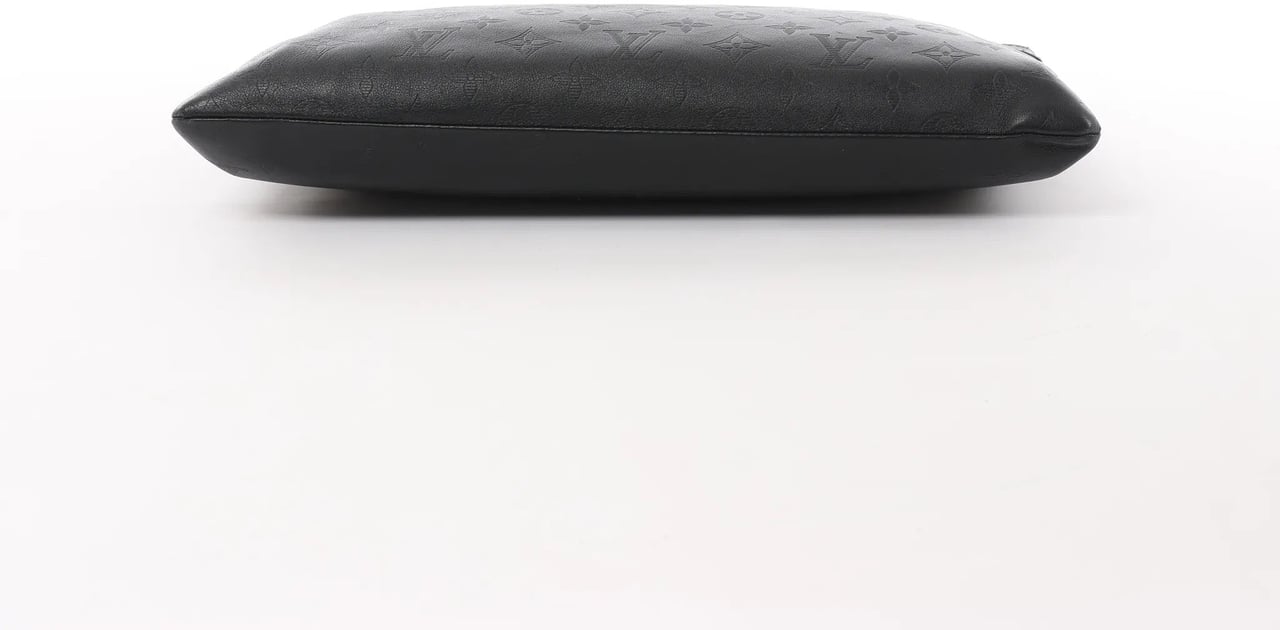 Louis Vuitton Louis Vuitton Pochette Discovery Monogram Shadow Clutch in Black M62903 Zwart