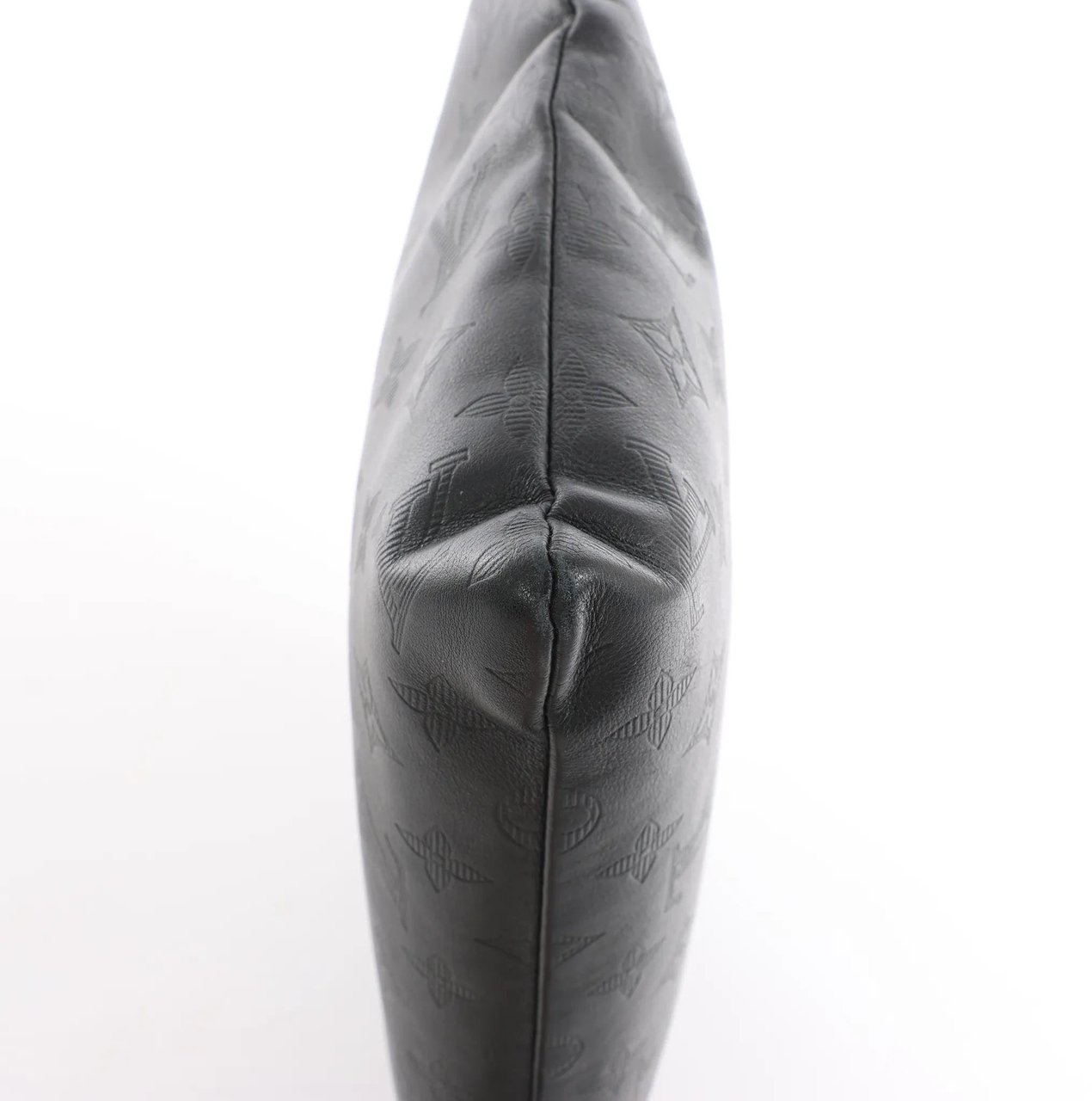 Louis Vuitton Louis Vuitton Pochette Discovery Monogram Shadow Clutch in Black M62903 Zwart