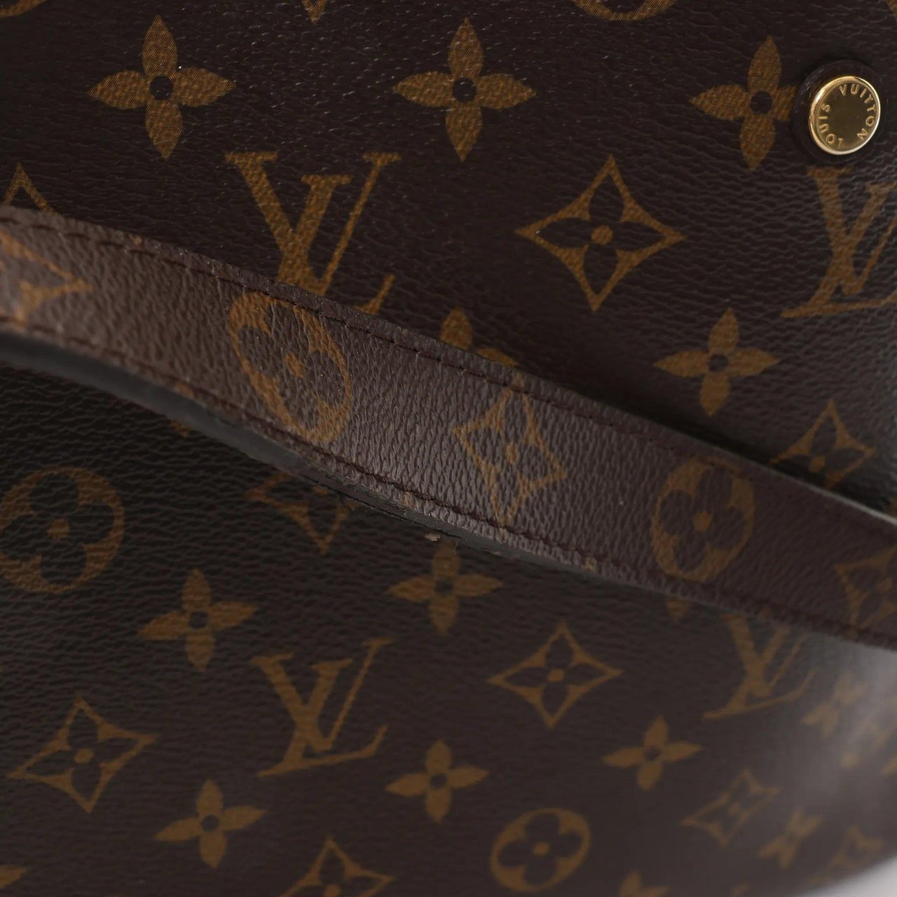 Louis Vuitton Louis Vuitton Montaigne MM Monogram Canvas 2Way Handbag in Brown M41056 Bruin