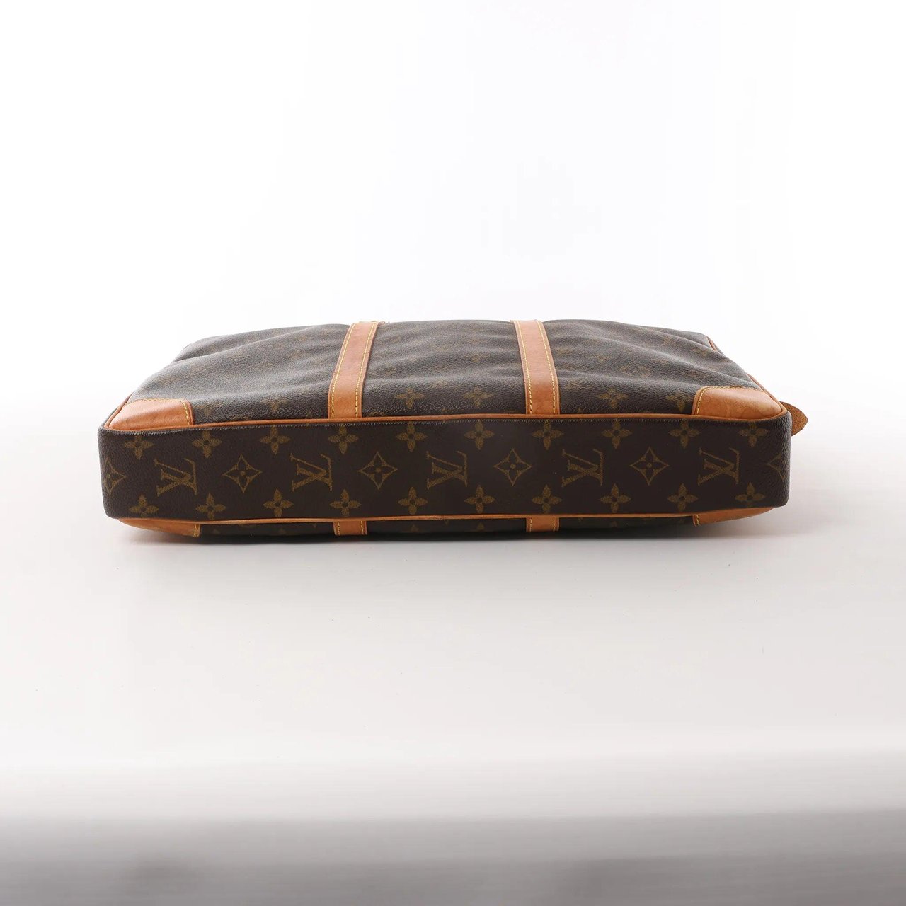 Louis Vuitton Louis Vuitton Porte Documents Voyage Monogram Canvas Handbag in Brown M53361 Bruin