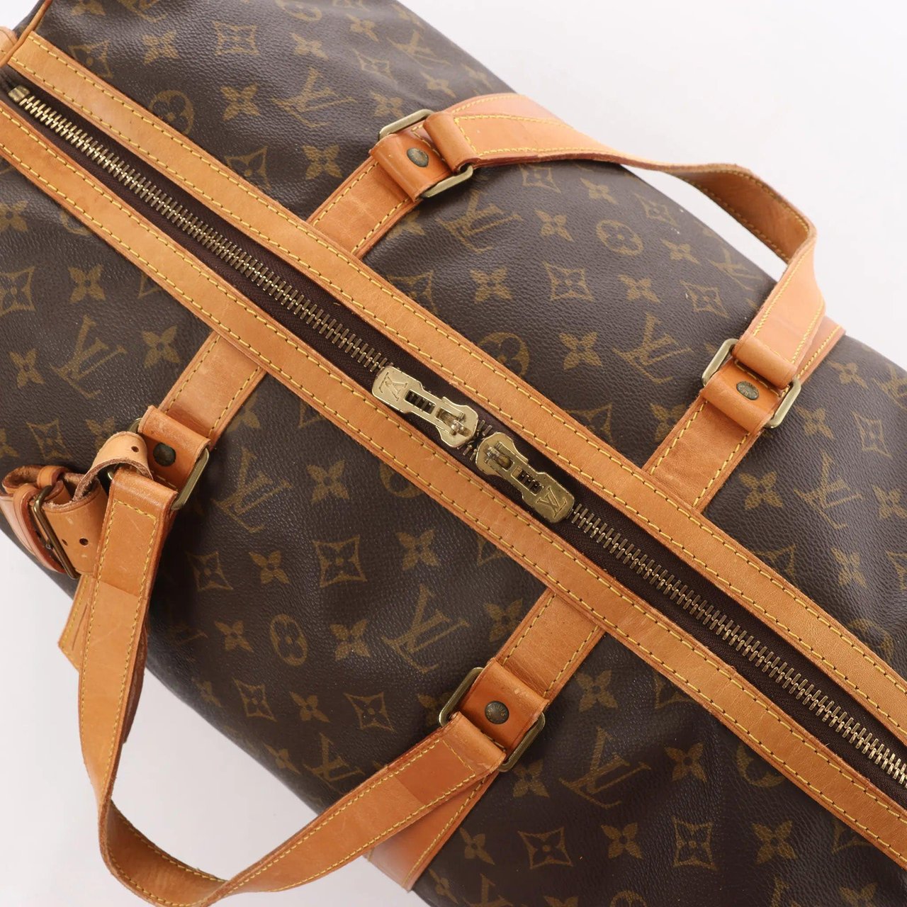 Louis Vuitton Louis Vuitton Sac Souple 45 Monogram Canvas Travel Bag in Brown M41624 Bruin