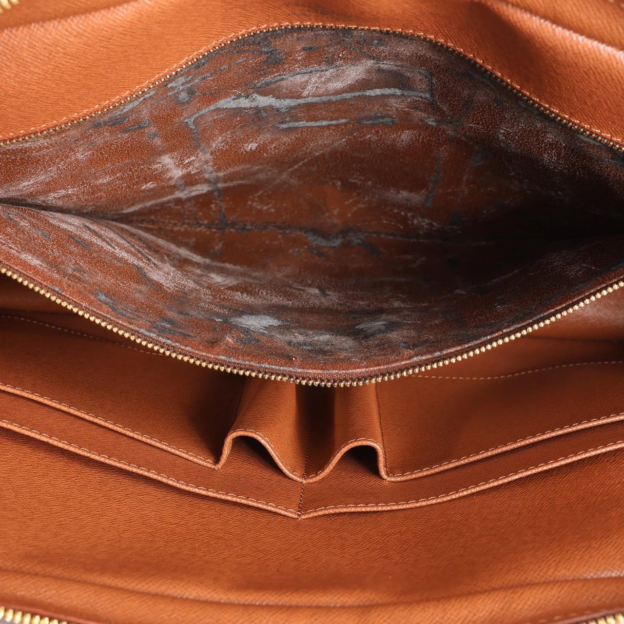 Louis Vuitton Louis Vuitton Porte Documents Voyage Monogram Canvas Handbag in Brown M53361 Bruin