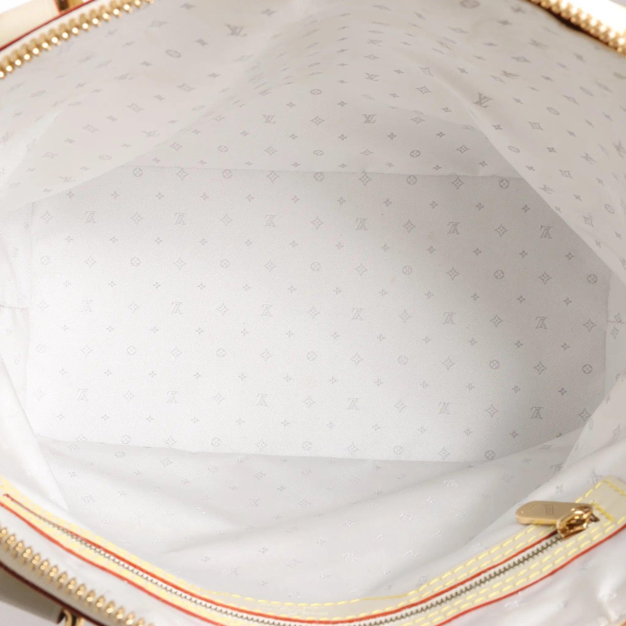 Louis Vuitton Louis Vuitton Lockit PM Suhali Handbag in White M91887 Divers