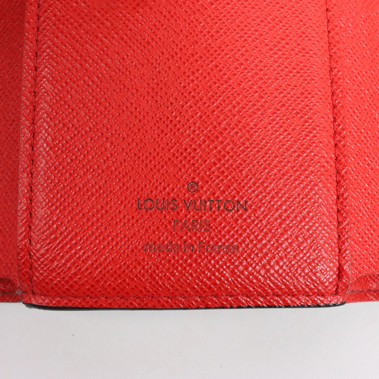 Louis Vuitton Louis Vuitton Monogram Portefeuille Victorine Lovely Bird in Red M67244 Bruin