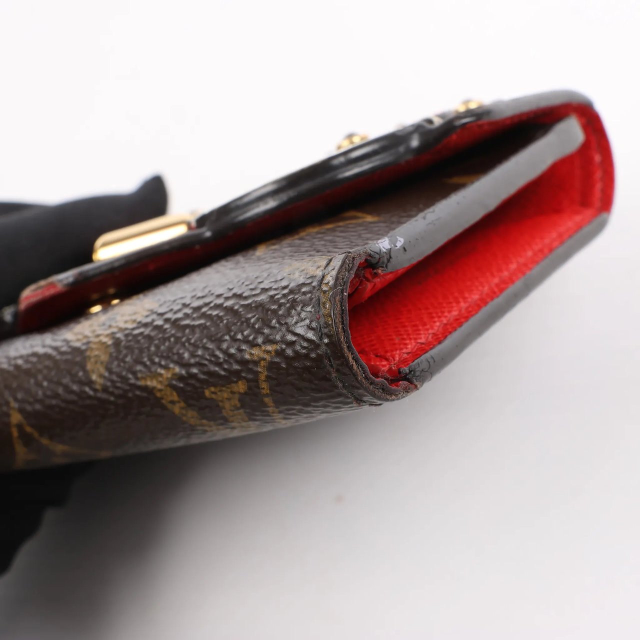 Louis Vuitton Louis Vuitton Monogram Portefeuille Victorine Lovely Bird in Red M67244 Bruin