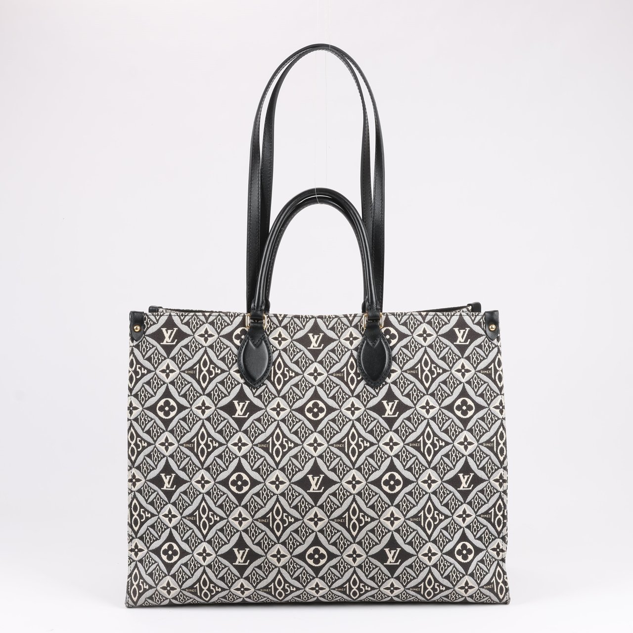 Louis Vuitton Louis Vuitton Since 1854 OnTheGo GM Handbag in Black x White M57207 Divers