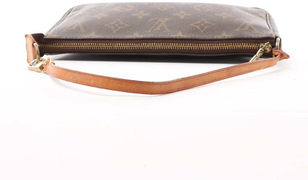 Louis Vuitton Louis Vuitton Pochette Accessoir Monogram Canvas Handbag in Brown M51980 Bruin
