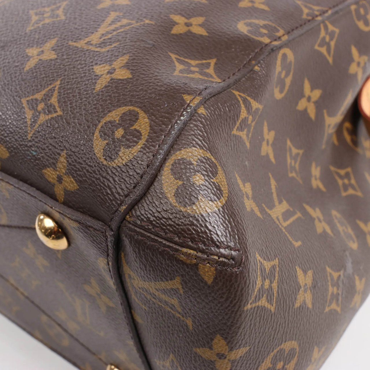 Louis Vuitton Louis Vuitton Montaigne GM Monogram Canvas Handbag in Brown Bruin