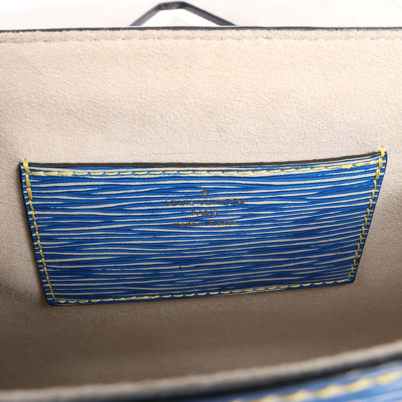 Louis Vuitton Louis Vuitton Twist MM Epi Leather Crossbody Bag in Blue M50271 Blauw