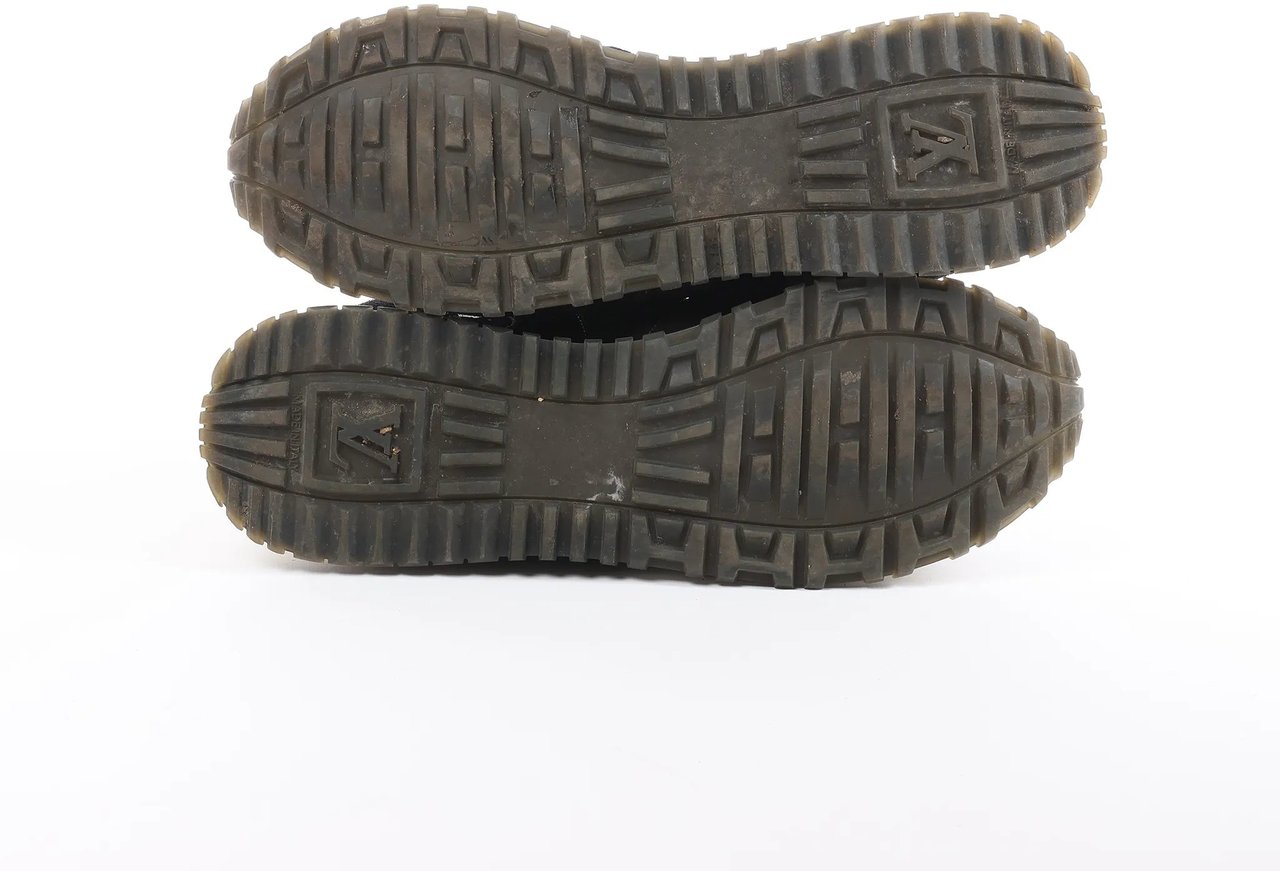 Louis Vuitton Runaway line 21 years Mesh x Leather Sneakers in Black, Size 40 EU Divers