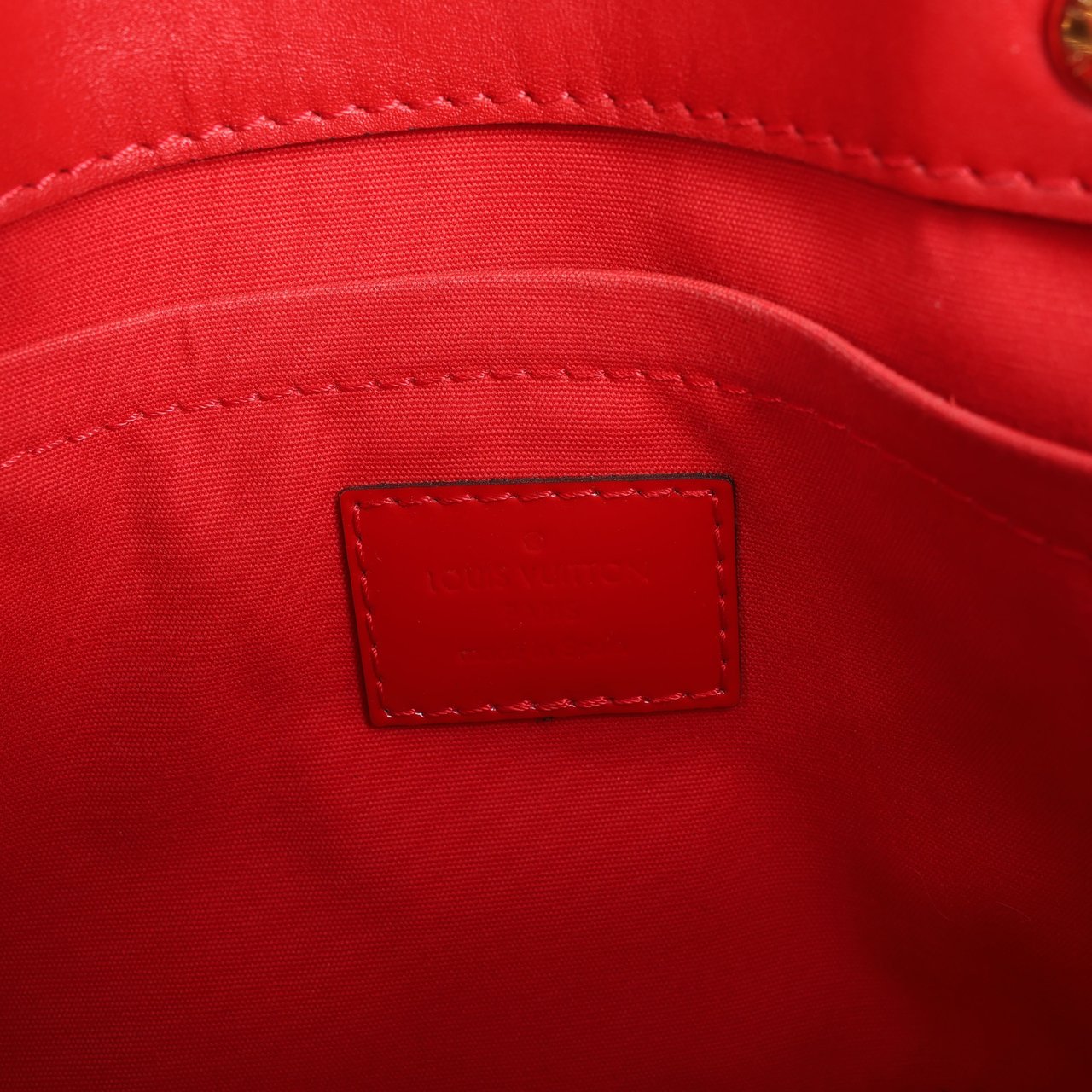 Louis Vuitton Louis Vuitton Vernis Montaigne BB Handbag in Red M50170 Rood