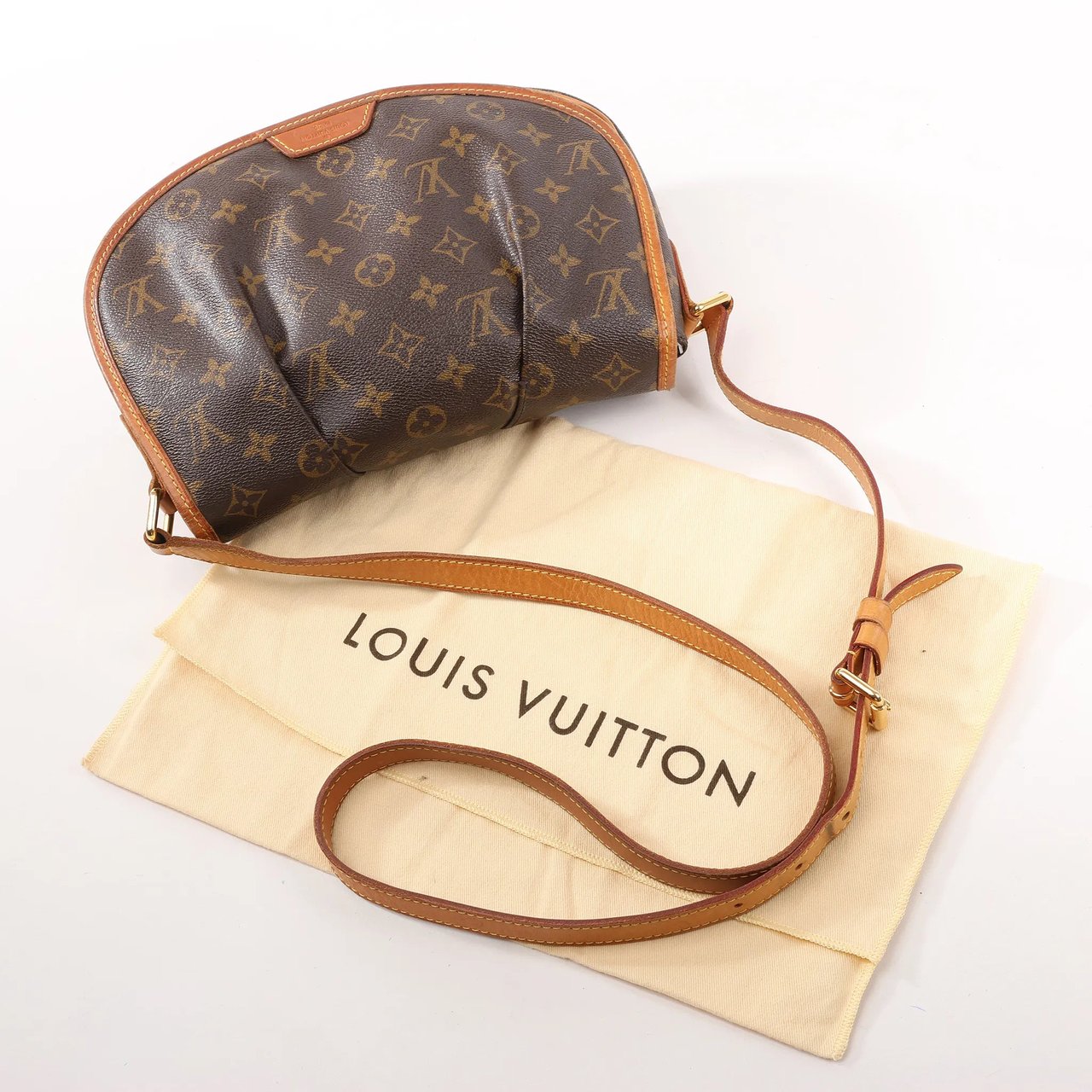Louis Vuitton Louis Vuitton Monogram Canvas Menilmontant PM Crossbody Bag M40474 Bruin