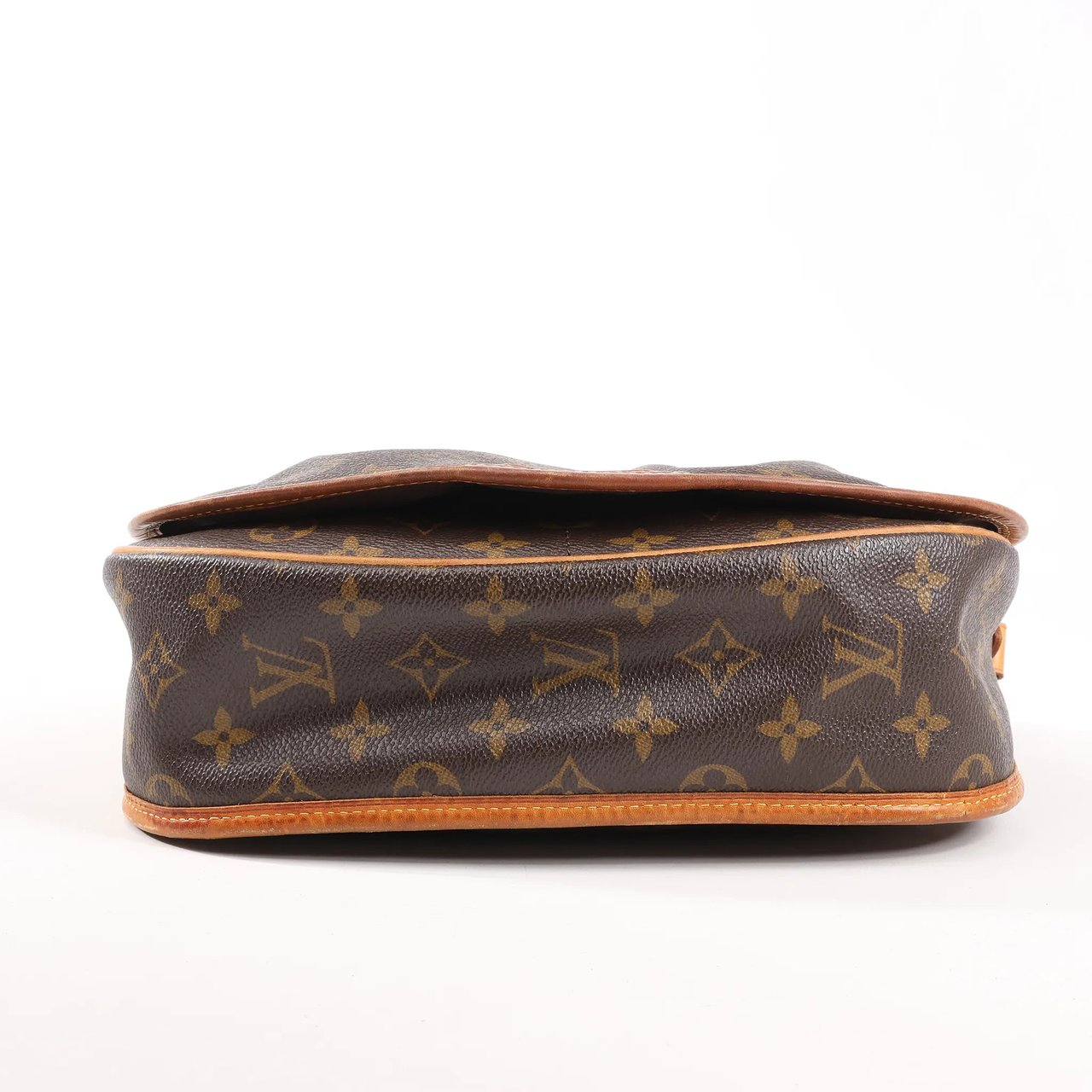 Louis Vuitton Louis Vuitton Monogram Canvas Menilmontant PM Crossbody Bag M40474 Bruin