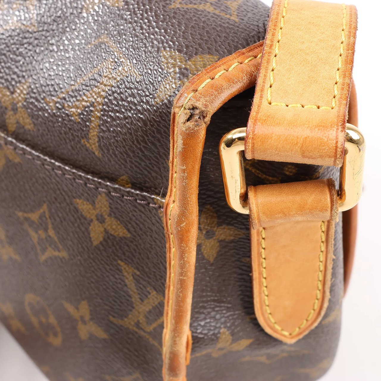 Louis Vuitton Louis Vuitton Monogram Canvas Menilmontant PM Crossbody Bag M40474 Bruin