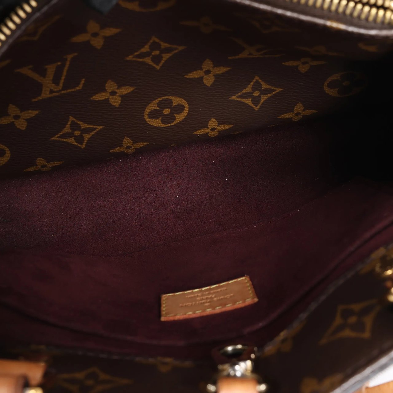 Louis Vuitton Louis Vuitton Montaigne BB Monogram Canvas Handbag in Brown M41055 Bruin