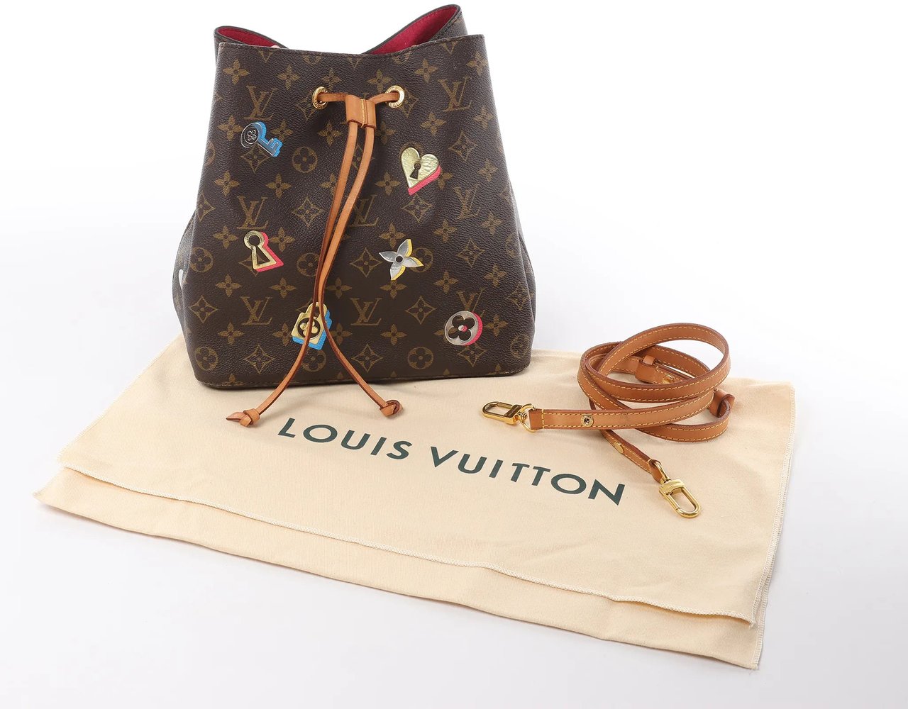 Louis Vuitton Louis Vuitton Neonoe Monogram LOVE LOCK Shoulder Bag in Brown M44369 Bruin