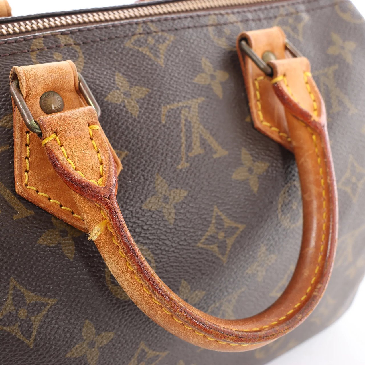 Louis Vuitton Louis Vuitton Speedy 25 Monogram Canvas Handbag in Brown M41528 Bruin