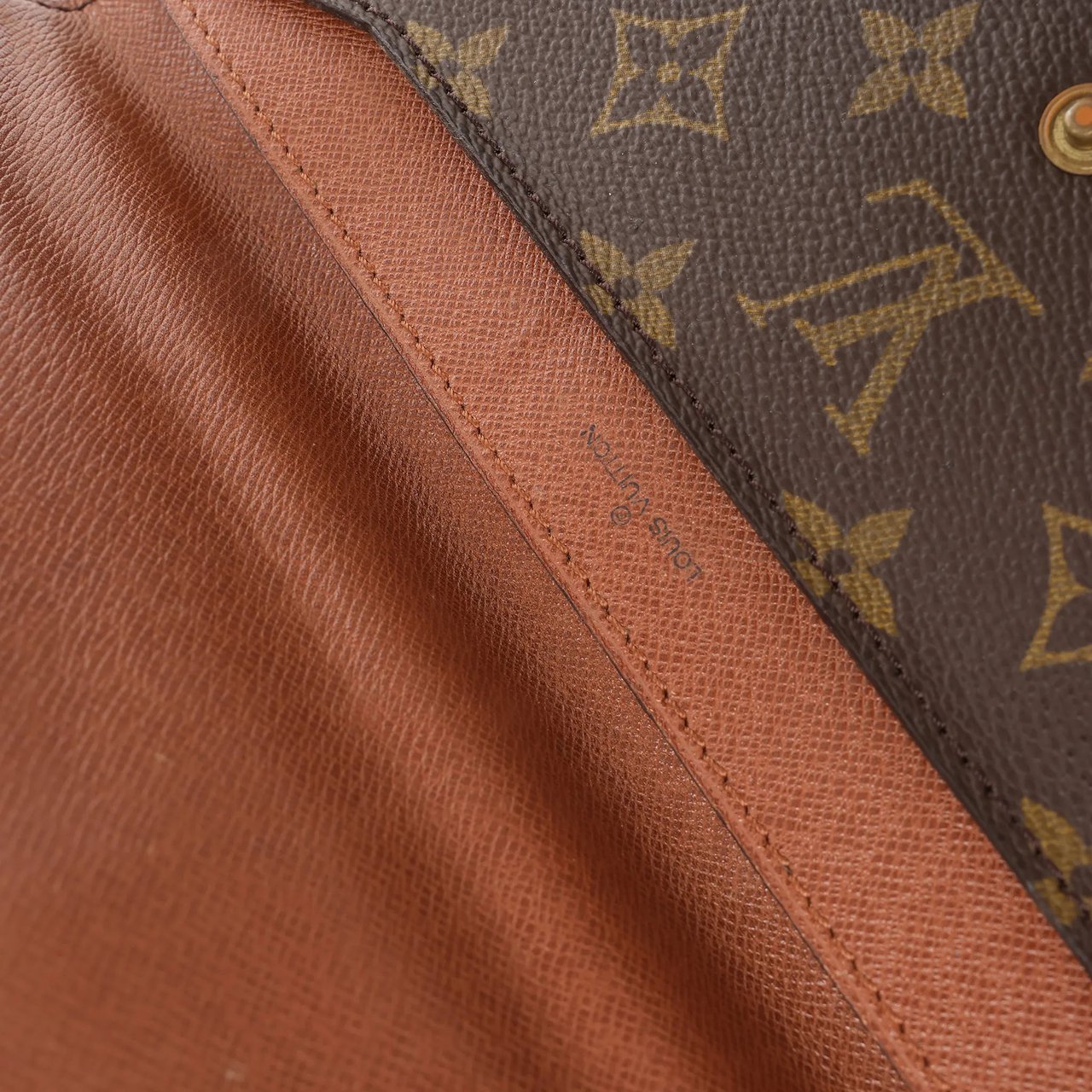 Louis Vuitton Louis Vuitton Double Lava Monogram Canvas Crossbody Bag in Brown M51815 Bruin