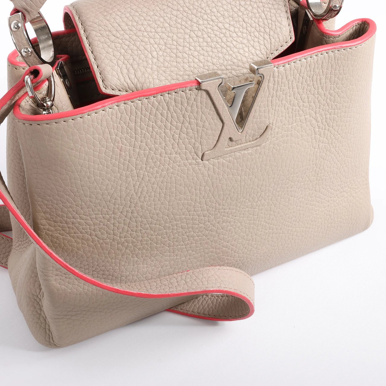 Louis Vuitton Louis Vuitton Capucines BB Parnassea Leather 2Way Handbag in Beige M94688 Beige