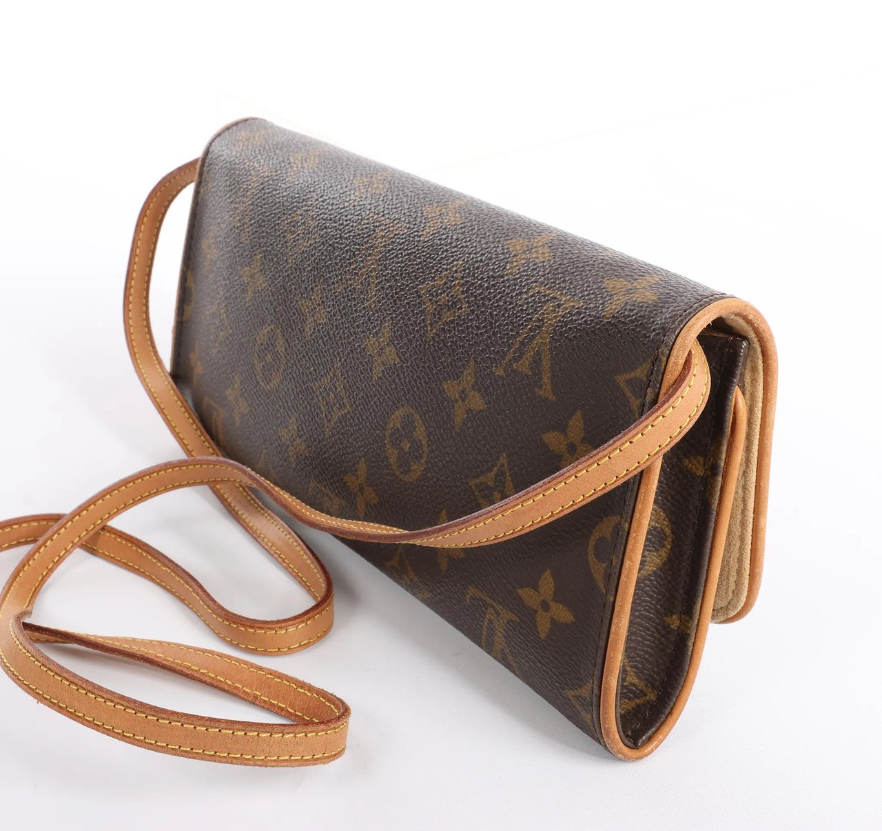 Louis Vuitton Pochette Twin GM Monogram Canvas Crossbody Bag in Brown M51852 Bruin