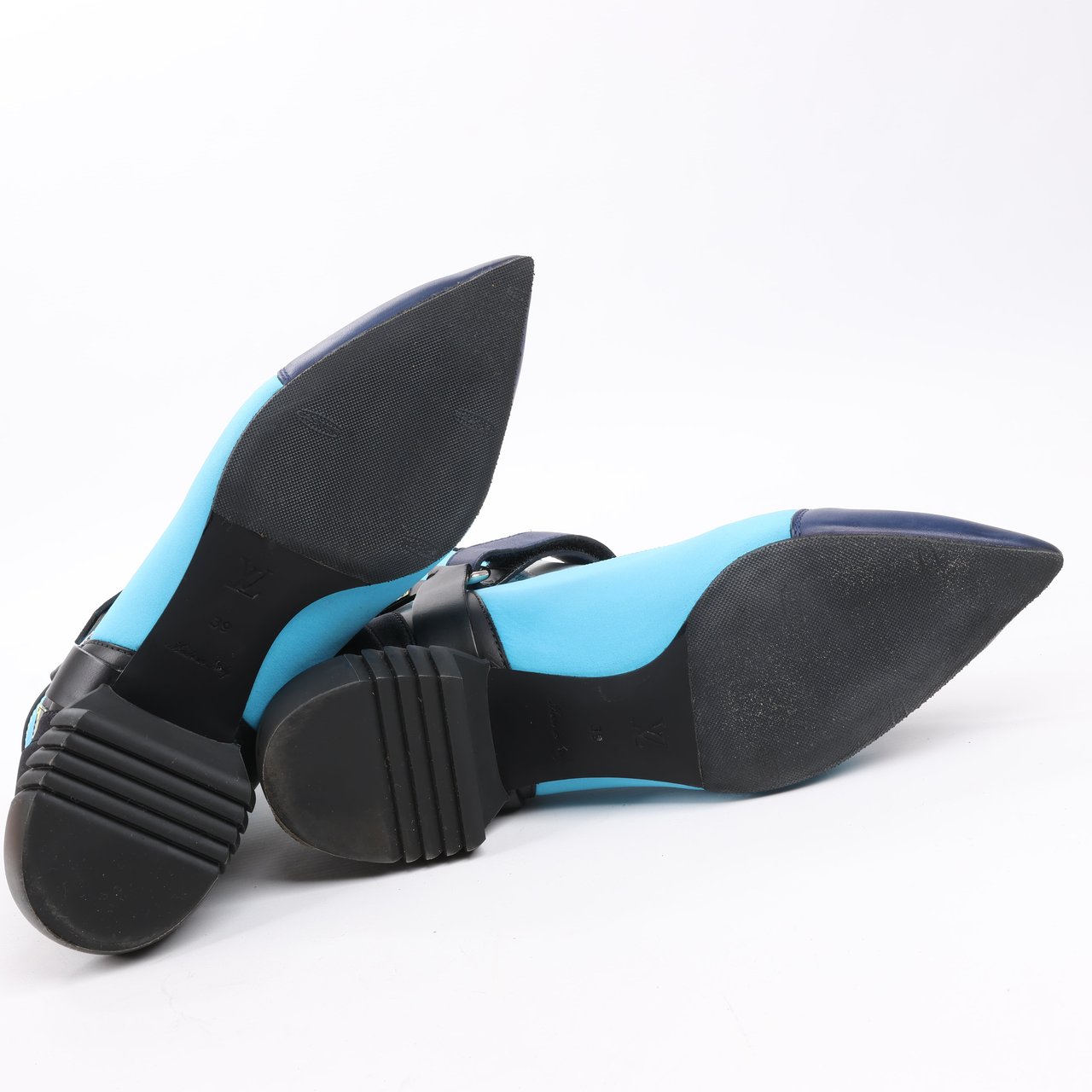 Louis Vuitton Neoprene Deep Sea Ankle Boot in Blue, Size 39 EU Blauw