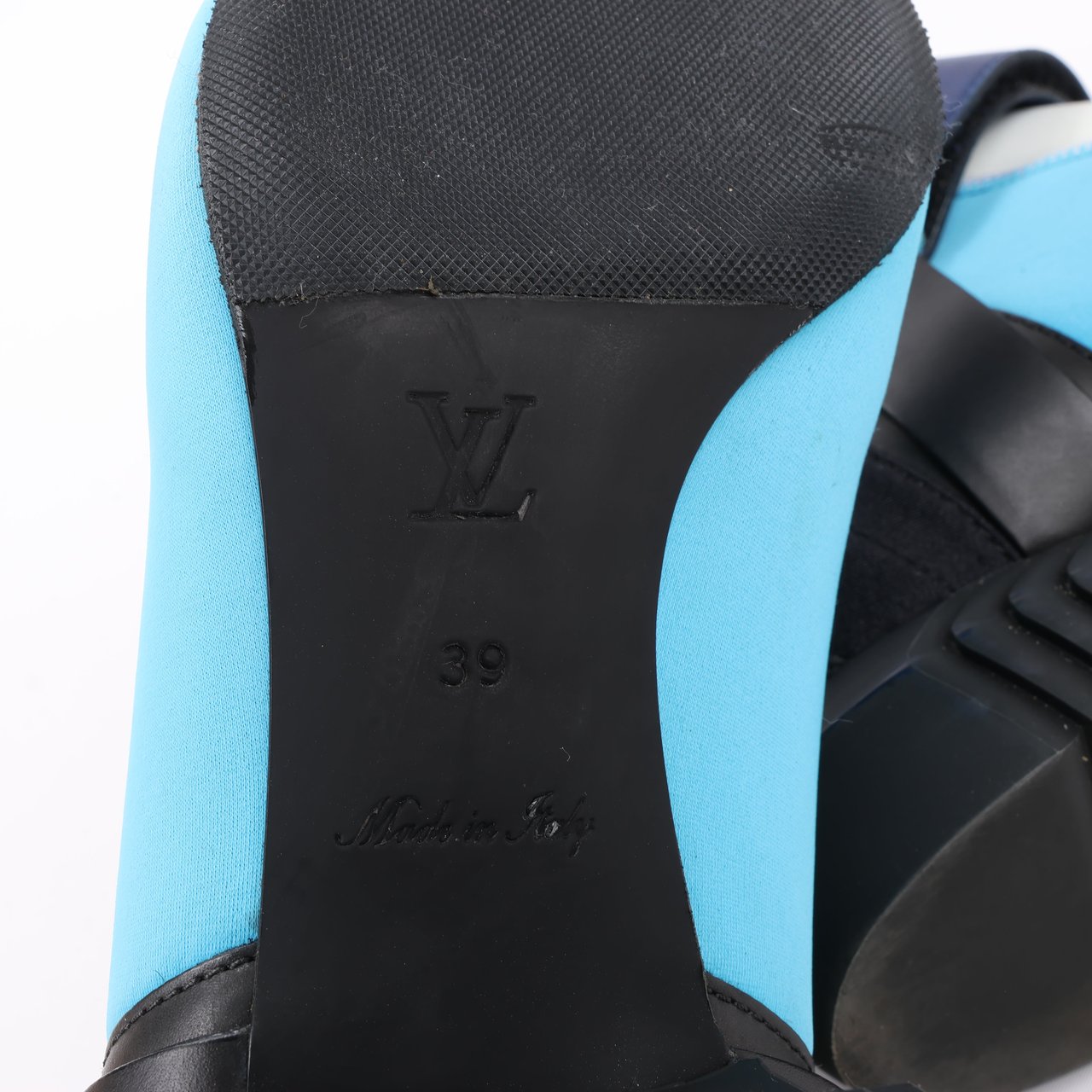 Louis Vuitton Neoprene Deep Sea Ankle Boot in Blue, Size 39 EU Blauw