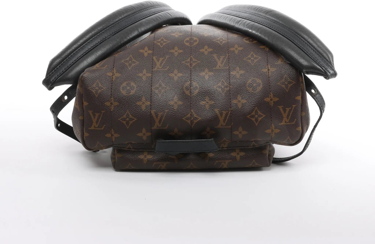 Louis Vuitton Palm Springs MM Monogram Canvas Backpack in Brown M44874 Bruin
