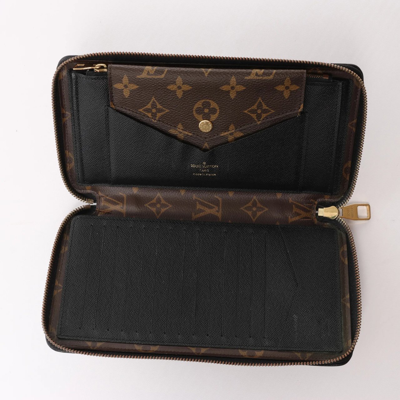 Louis Vuitton Macassar Daily Organizer Monogram Wallet Brown x Black M60679 Bruin