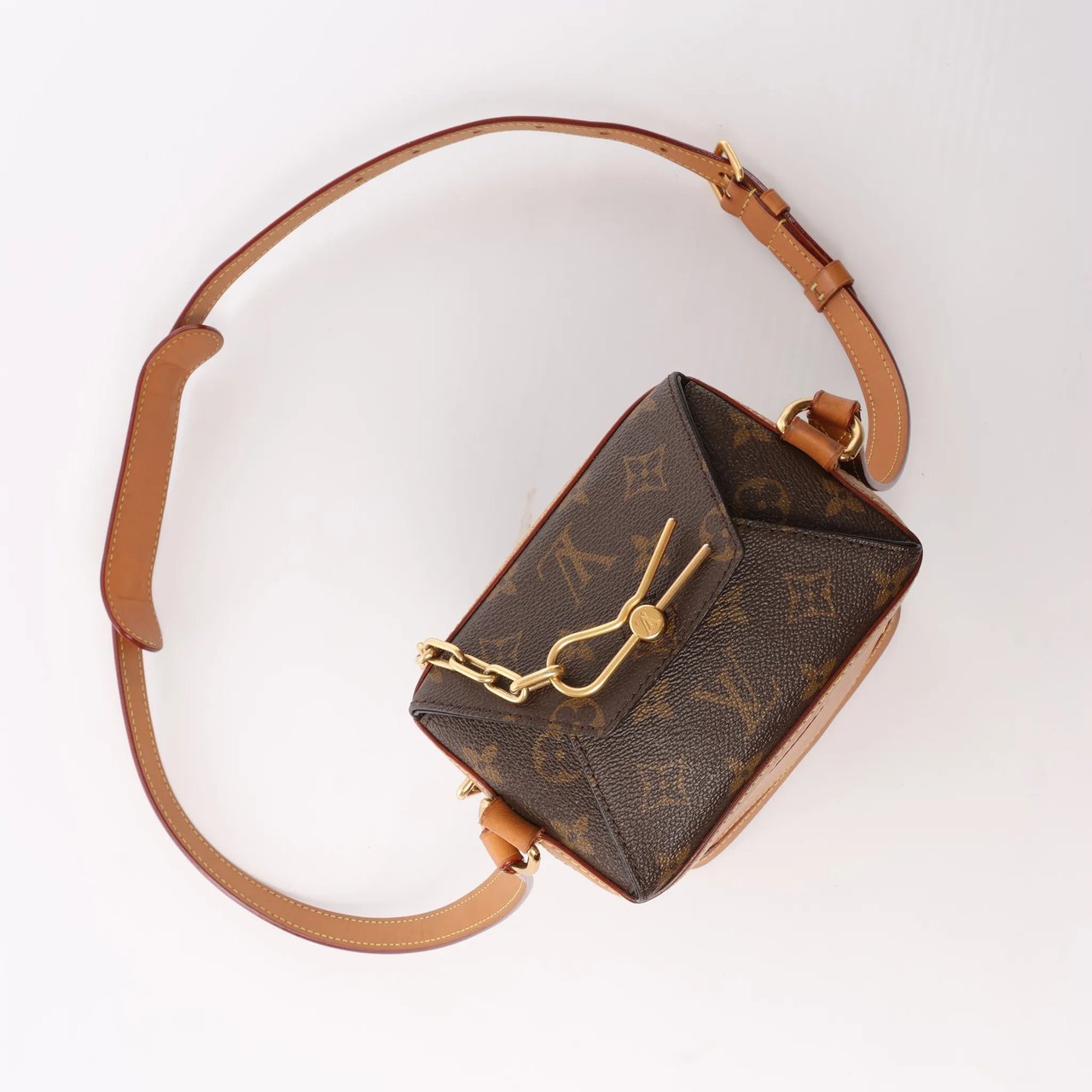 Louis Vuitton Milk Box Monogram Canvas Crossbody Bag in Brown M44877 Bruin