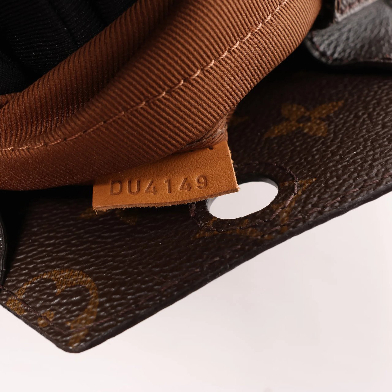 Louis Vuitton Milk Box Monogram Canvas Crossbody Bag in Brown M44877 Bruin