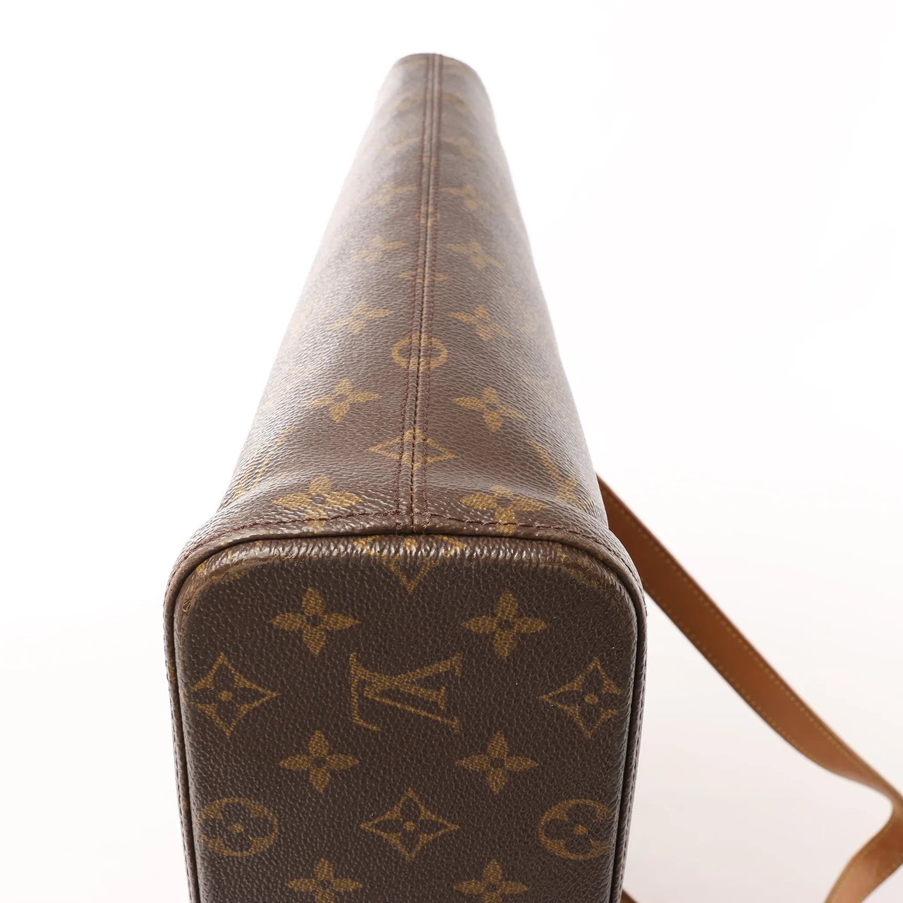 Louis Vuitton Luco Monogram Canvas Shoulder Bag in Brown M51155 Bruin