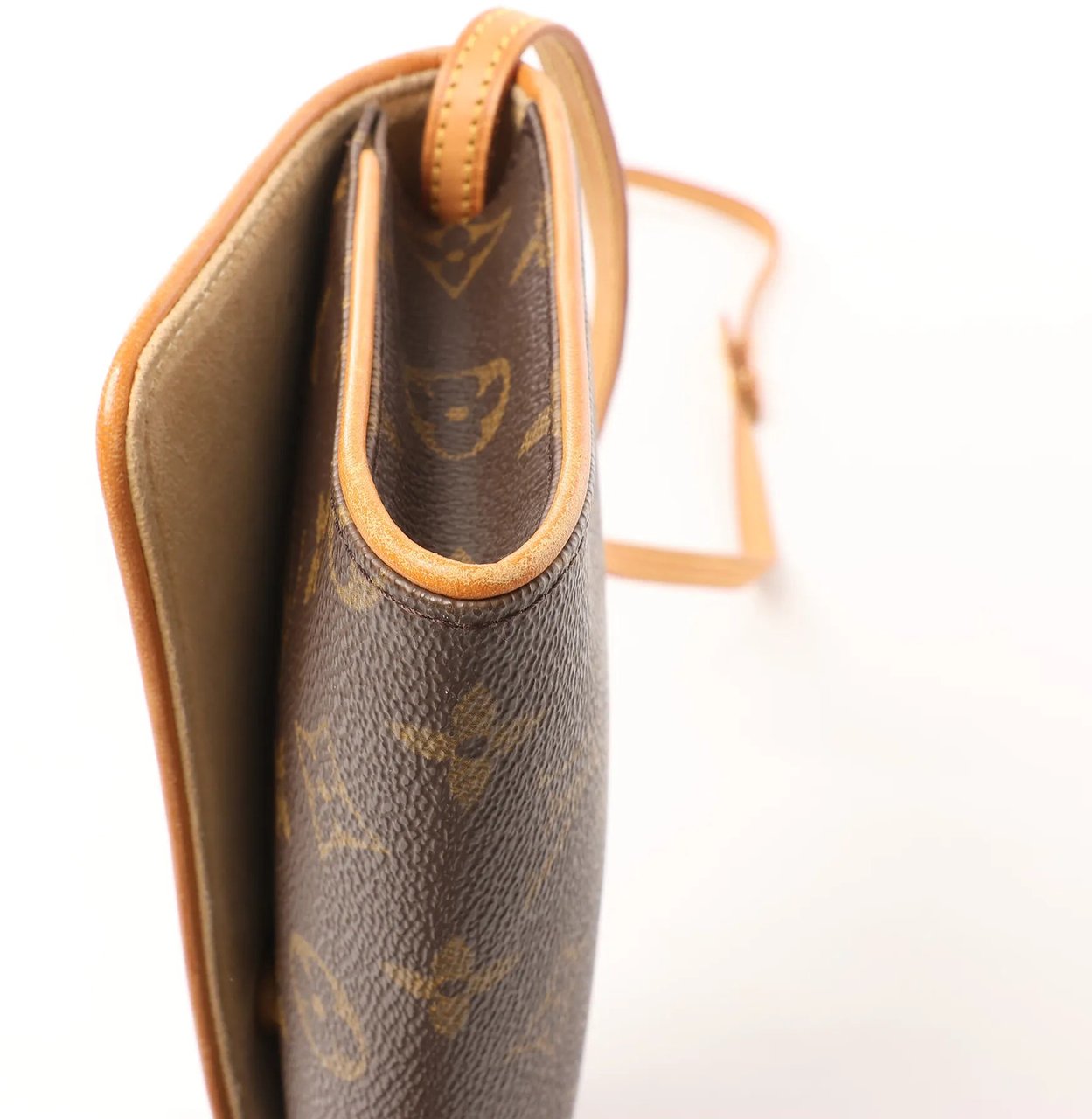Louis Vuitton Pochette Twin GM Monogram Canvas Crossbody Bag in Brown M51852 Bruin