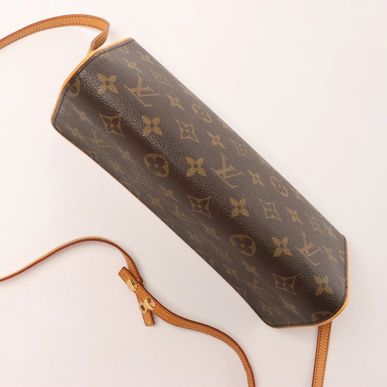 Louis Vuitton Pochette Twin GM Monogram Canvas Crossbody Bag in Brown M51852 Bruin