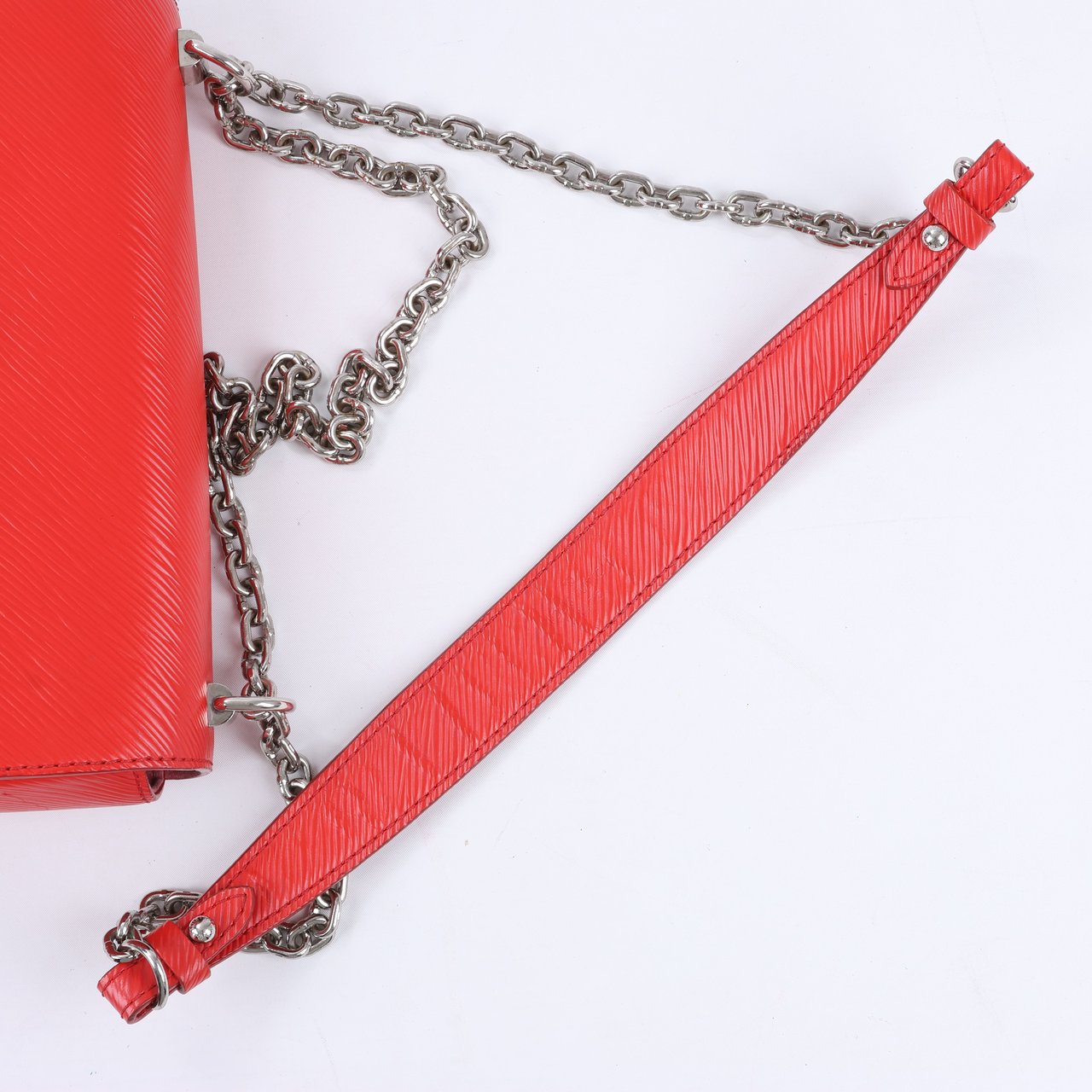 Louis Vuitton Epi Leather Twist Shoulder Bag MM in Red M50523 Rood
