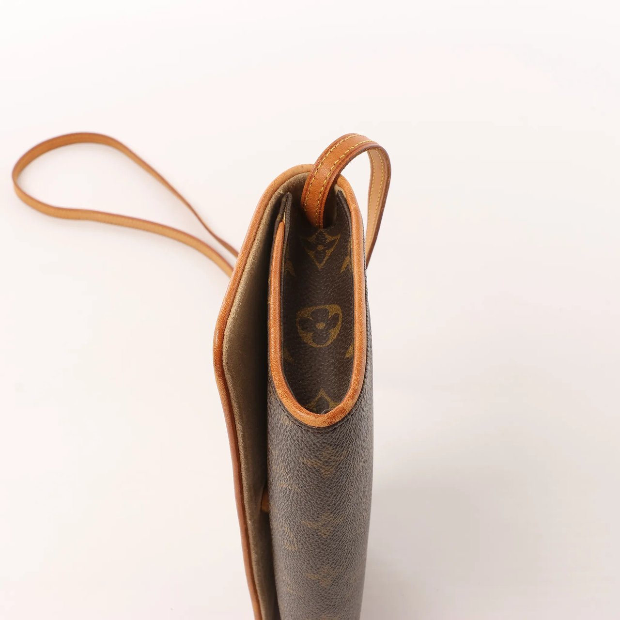 Louis Vuitton Louis Vuitton Pochette Twin GM Monogram Canvas Crossbody Bag in Brown M51852 Bruin