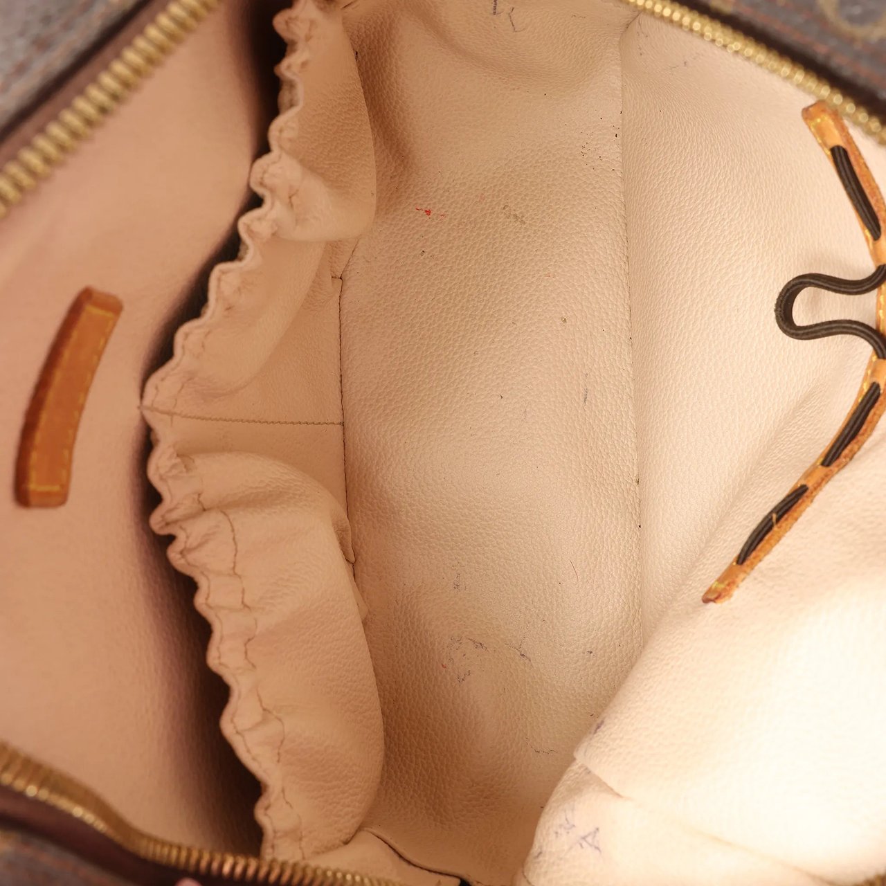 Louis Vuitton Spontini Monogram Canvas Handbag M47500 Bruin