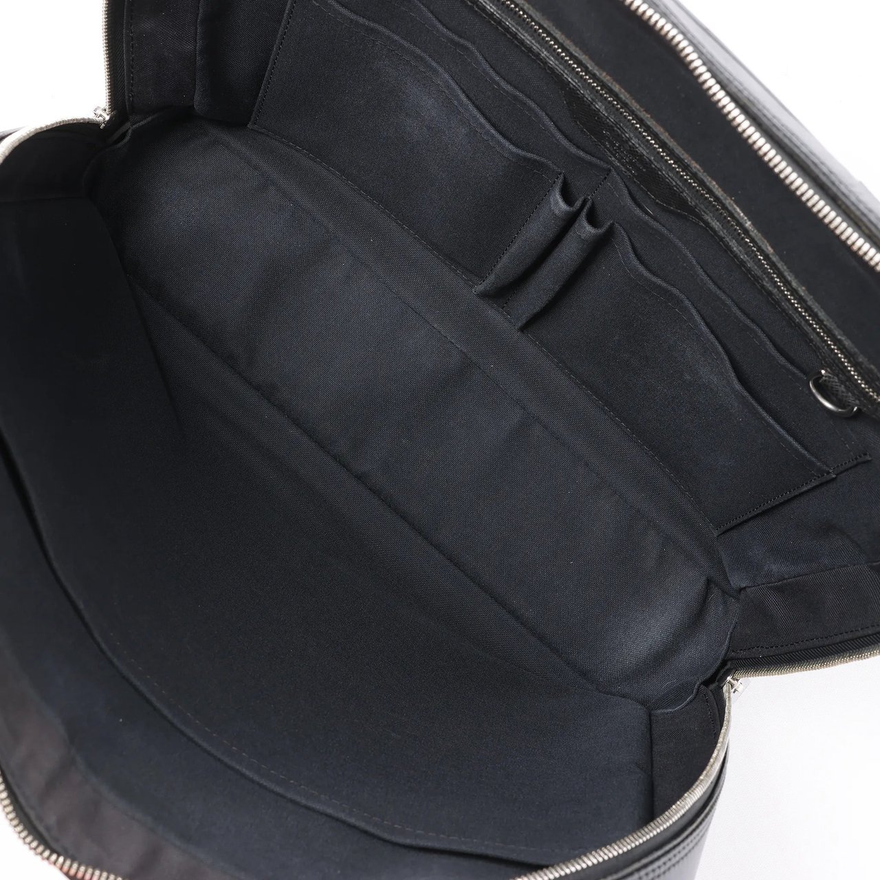 Louis Vuitton Neoigor Taiga Leather Handbag in Black M32782 Zwart