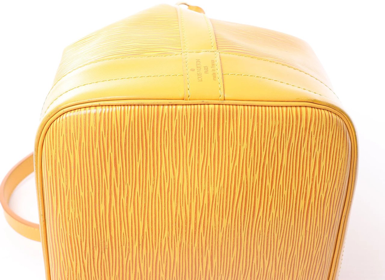 Louis Vuitton Louis Vuitton Noe Epi Leather Shoulder Bag in Yellow Geel