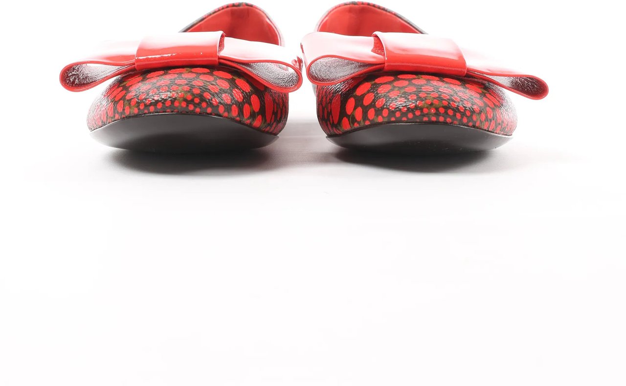 Louis Vuitton Louis Vuitton x Yayoi Kusama Bow 12 years Leather Polka Dot Ballet Flats in Red x Black, Size 38.5 EU Rood