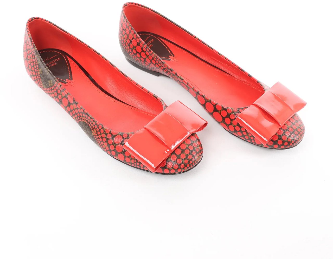 Louis Vuitton Louis Vuitton x Yayoi Kusama Bow 12 years Leather Polka Dot Ballet Flats in Red x Black, Size 38.5 EU Rood