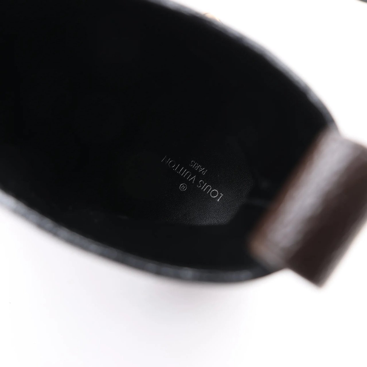 Louis Vuitton Louis Vuitton Star Trail Line 21 years Monogram Patent Leather Ankle Boots in Black MA0231, Size 38 EU Zwart